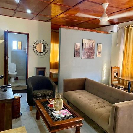 Yazmin Studio Residence Lamin Beretto Εξωτερικό φωτογραφία