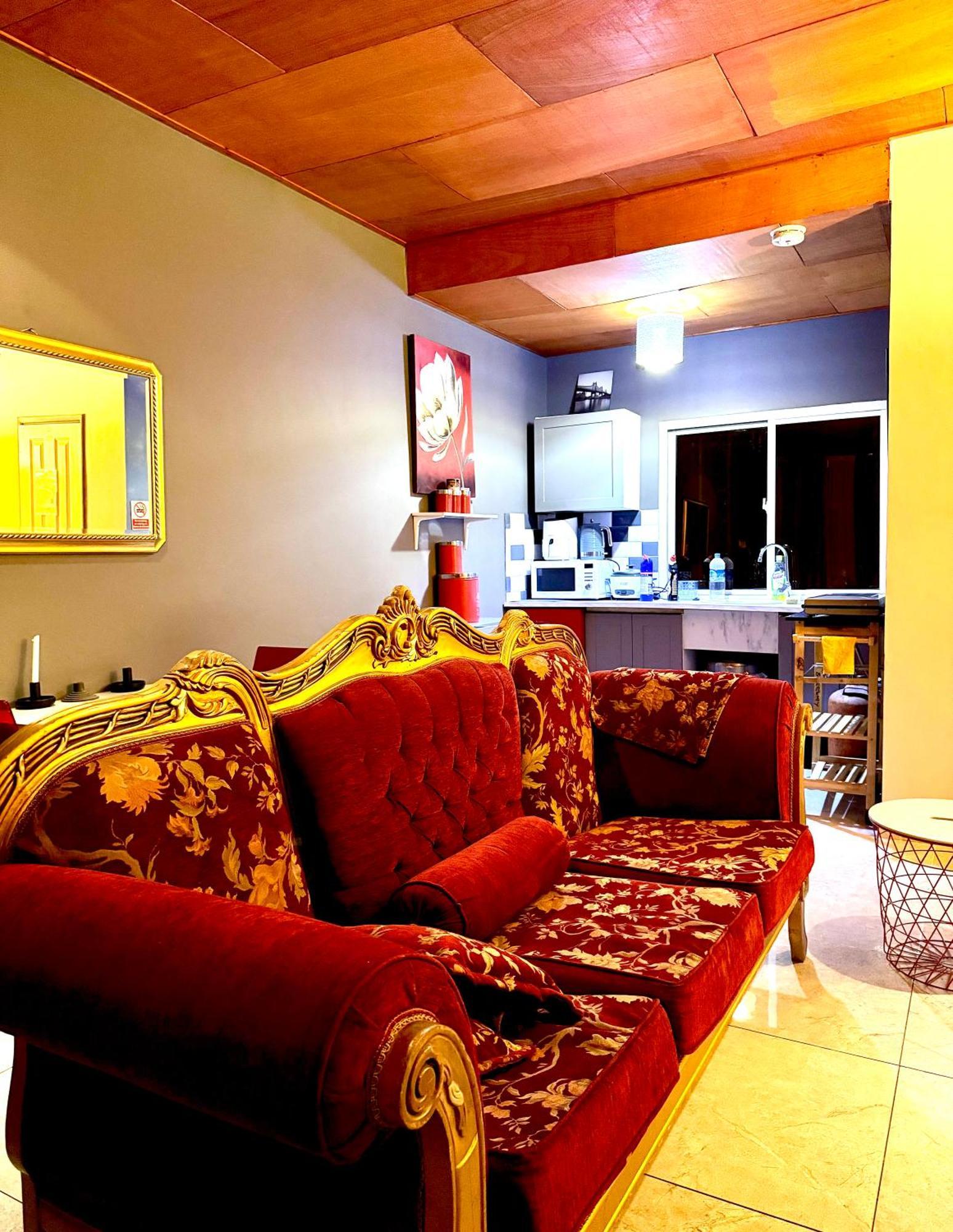 Yazmin Studio Residence Lamin Beretto Εξωτερικό φωτογραφία